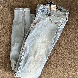 Hollister stretch jeans
